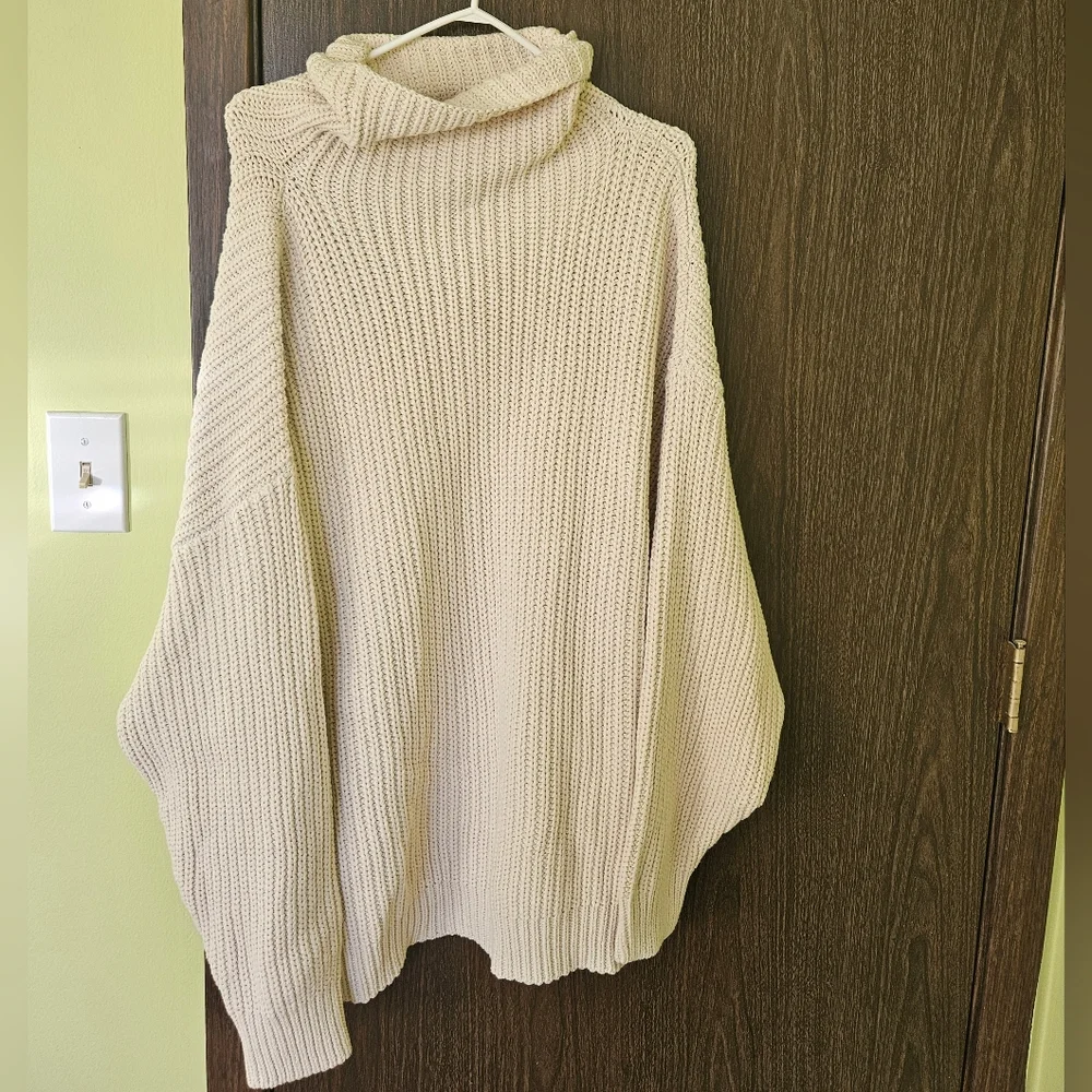 NWT Free People Women's Swim Too Deep Oversized Sweater In Tea Size L - Picture 5 of 7